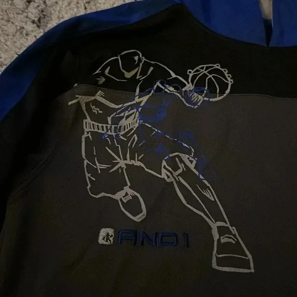 AND1 basketball hoodie long sleeve Boys size Medium - Picture 2 of 4
